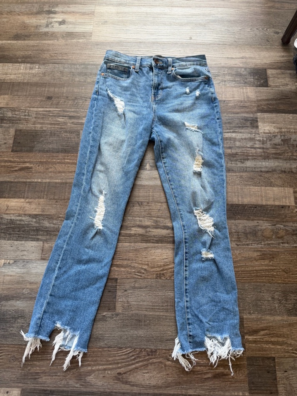 Kendall + Kylie Distressed Women's Blue Jeans size 3/26